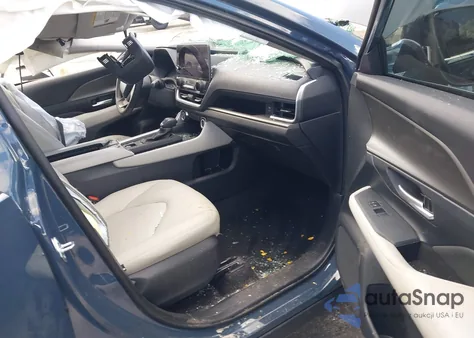 2025 Toyota Grand Highlander Le from USA, damaged, VIN 5TDAAAA50SS027152